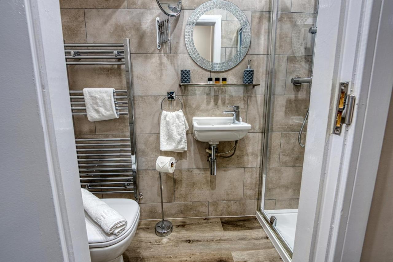 Stylish House - B'Ham Airport And Nec, Jlr Solihull, Business & Leisure Stays - Aspen House Habitación foto